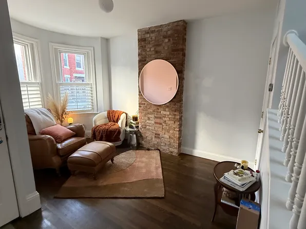 14 Warwick St, Roxbury, MA 02120