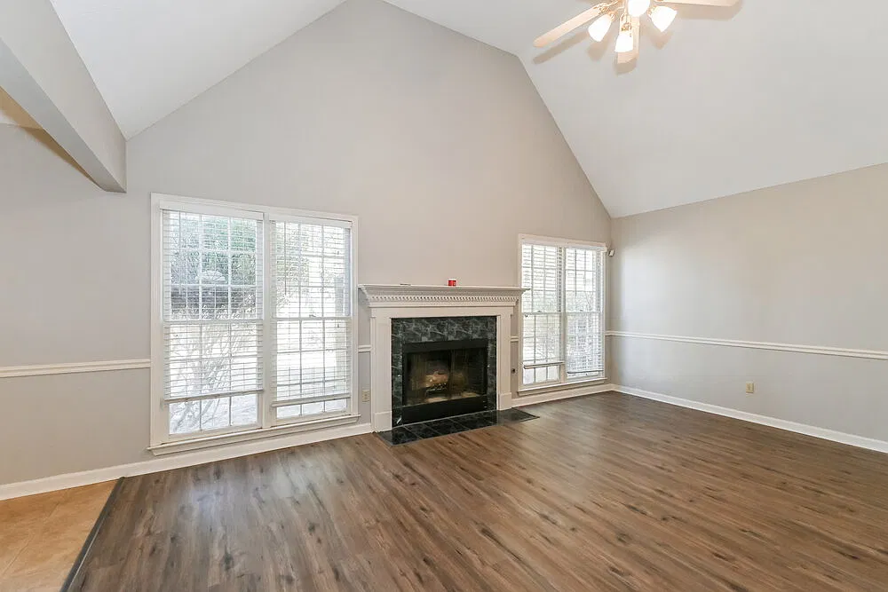 3 bed, 2.0 bath, 1585 sqft, $1,825 — Photo 4
