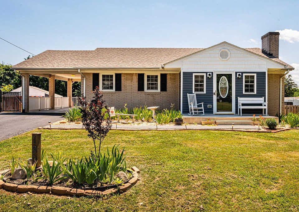 1st image of 189 Oakdale Cir