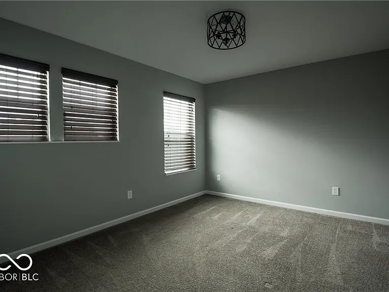 15665 Eastpark Dr — Photo 36