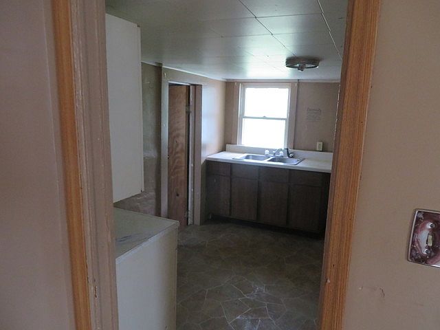 2nd image of 845 E Young Ave
