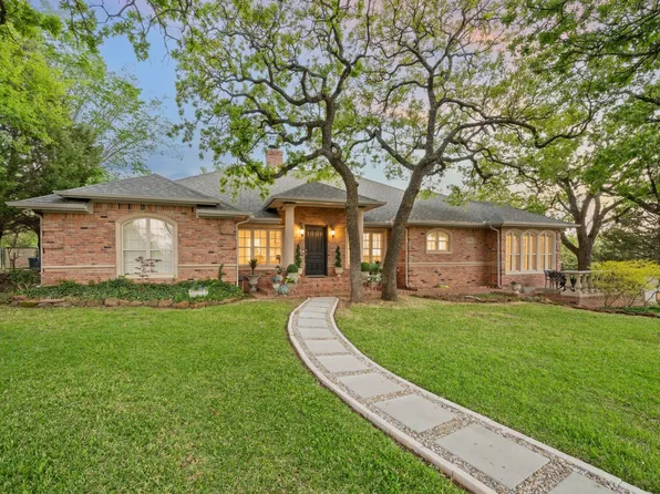 2523 Anglers Dr, Grapevine, TX 76051