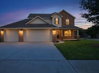 317 Sheridan Rd, Oak Pt, TX 75068