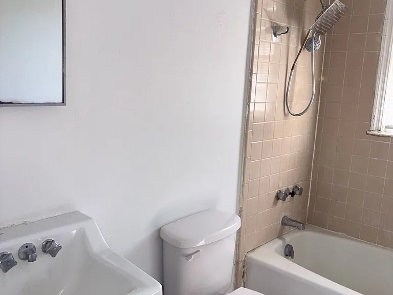 111 Audrey Dr — Photo 9