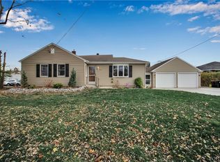 7 E Home Rd, Bowmansville, NY 14026