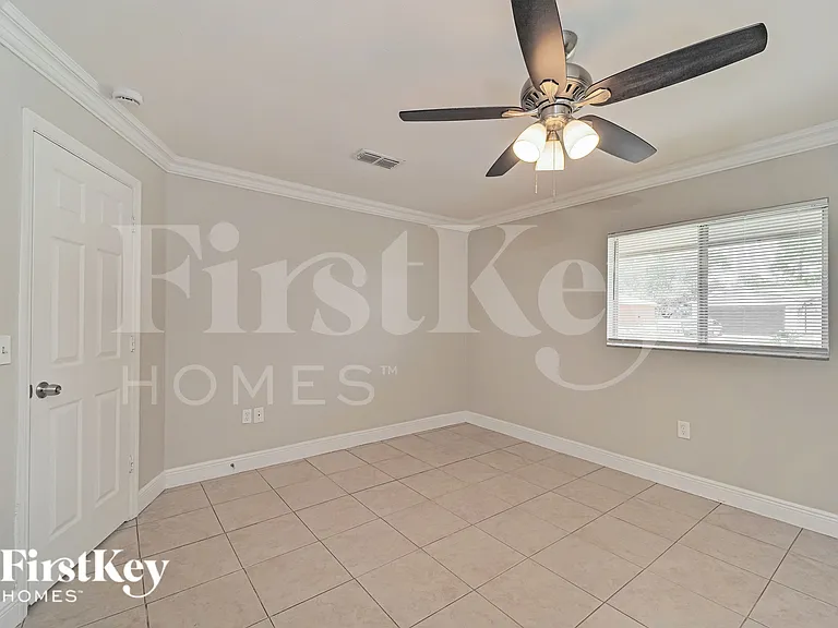 4311 5th St W — Photo 14