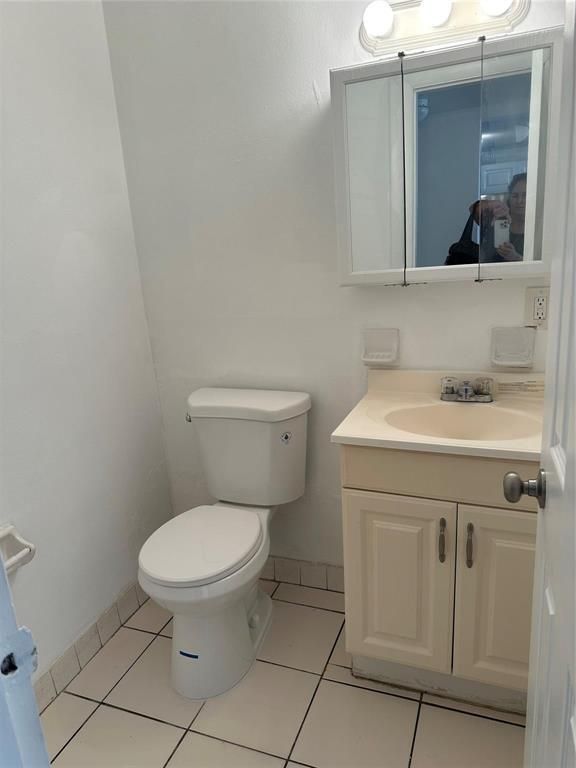 101 SE 6th Ave APT 11, photo 8