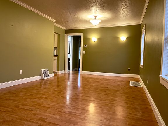 4th image of 1213 Elizabeth Ave