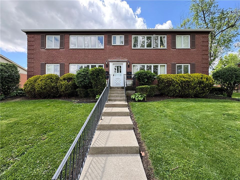 1st image of 440 Lonsdale Ave APT 1