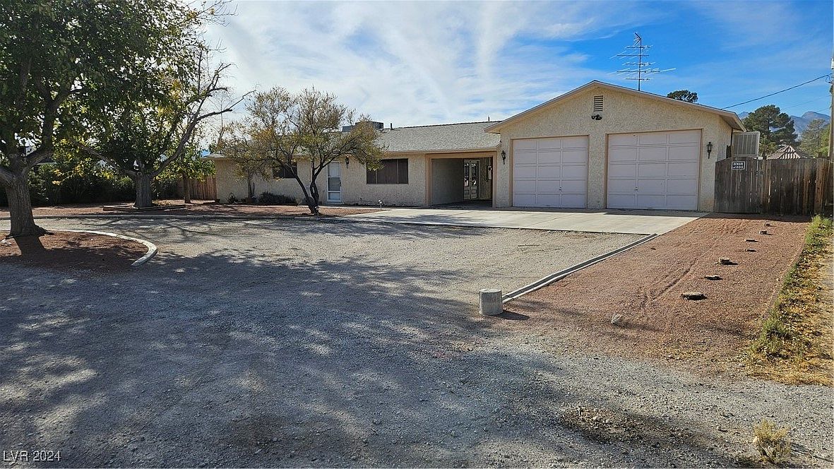 PSーLOVE 3267 N Torrey Pines Dr, Las Vegas, NV 89108 | Zillow