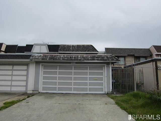 1st image of 3918 Chatham Ct