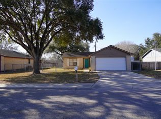 1205 Oregon St, Alice, TX 78332