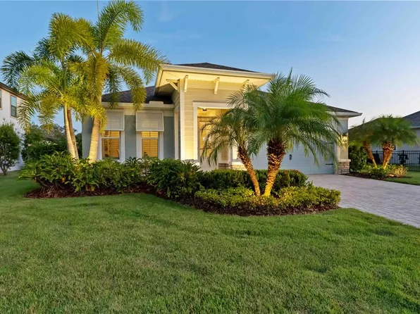 11812 Brookside Dr, Bradenton, FL 34211