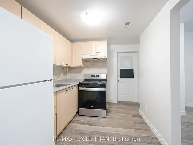 414 Jarvis St #G4 — Photo 7