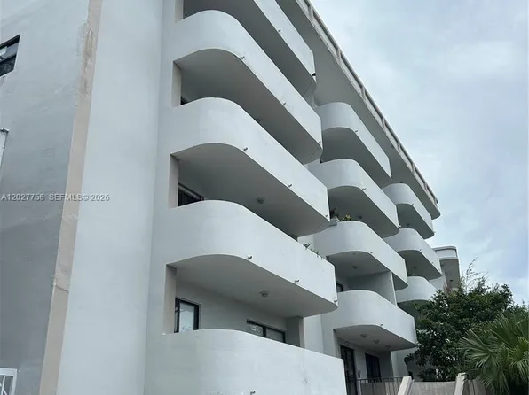 110 S Shore Dr APT 4E, Miami Beach, FL 33141