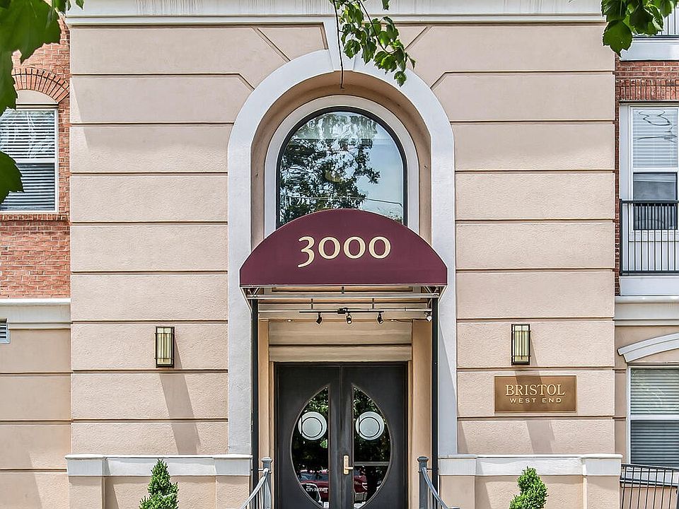 1st image of 3000 Vanderbilt Pl APT 241
