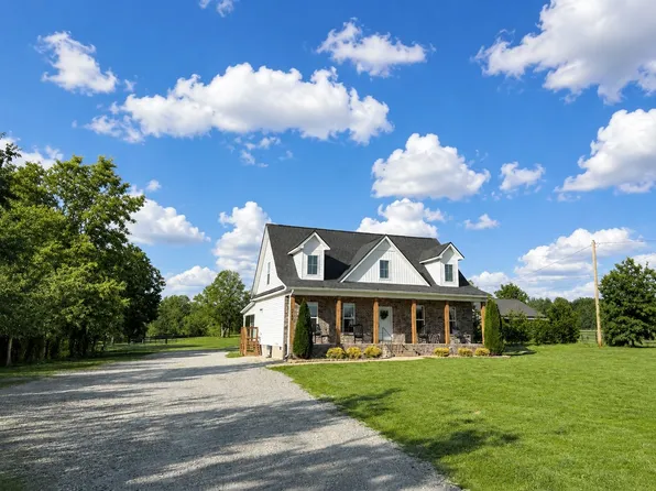 3760 Mealer Rd, Chapel Hill, TN 37034