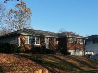 164 Grandview Ave, Edison, NJ 08837