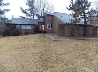 343 Streamland Dr, Danville, KY 40422