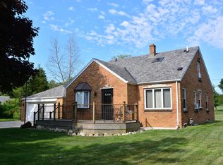 4041 S Moorland Rd, New Berlin, WI 53151