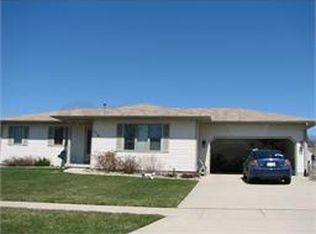 618 Samson St, Roland, IA 50236