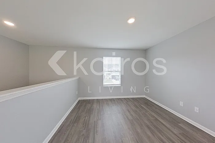 4 bed, 3.0 bath, 1914 sqft, $2,125 — Photo 3