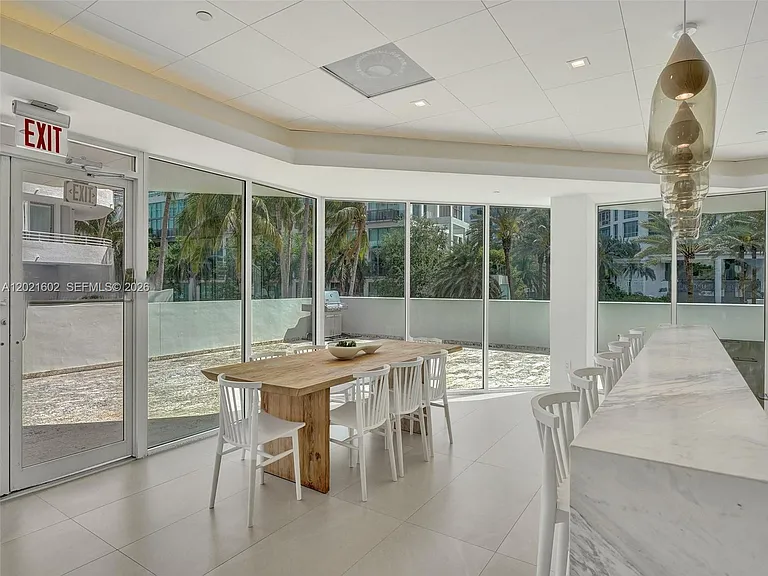 5900 Collins Ave #408 — Photo 41