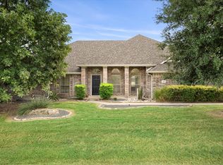 124 Devonshire Dr, Waxahachie, TX 75167