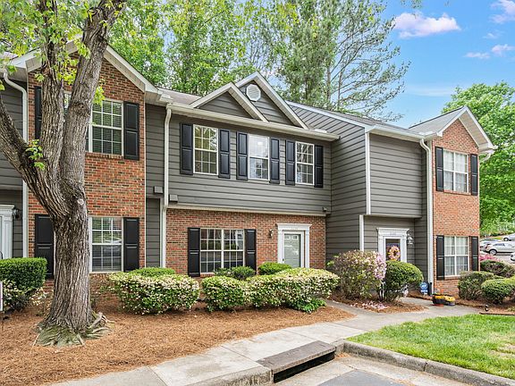 3rd image of 4439 Still Pines Dr