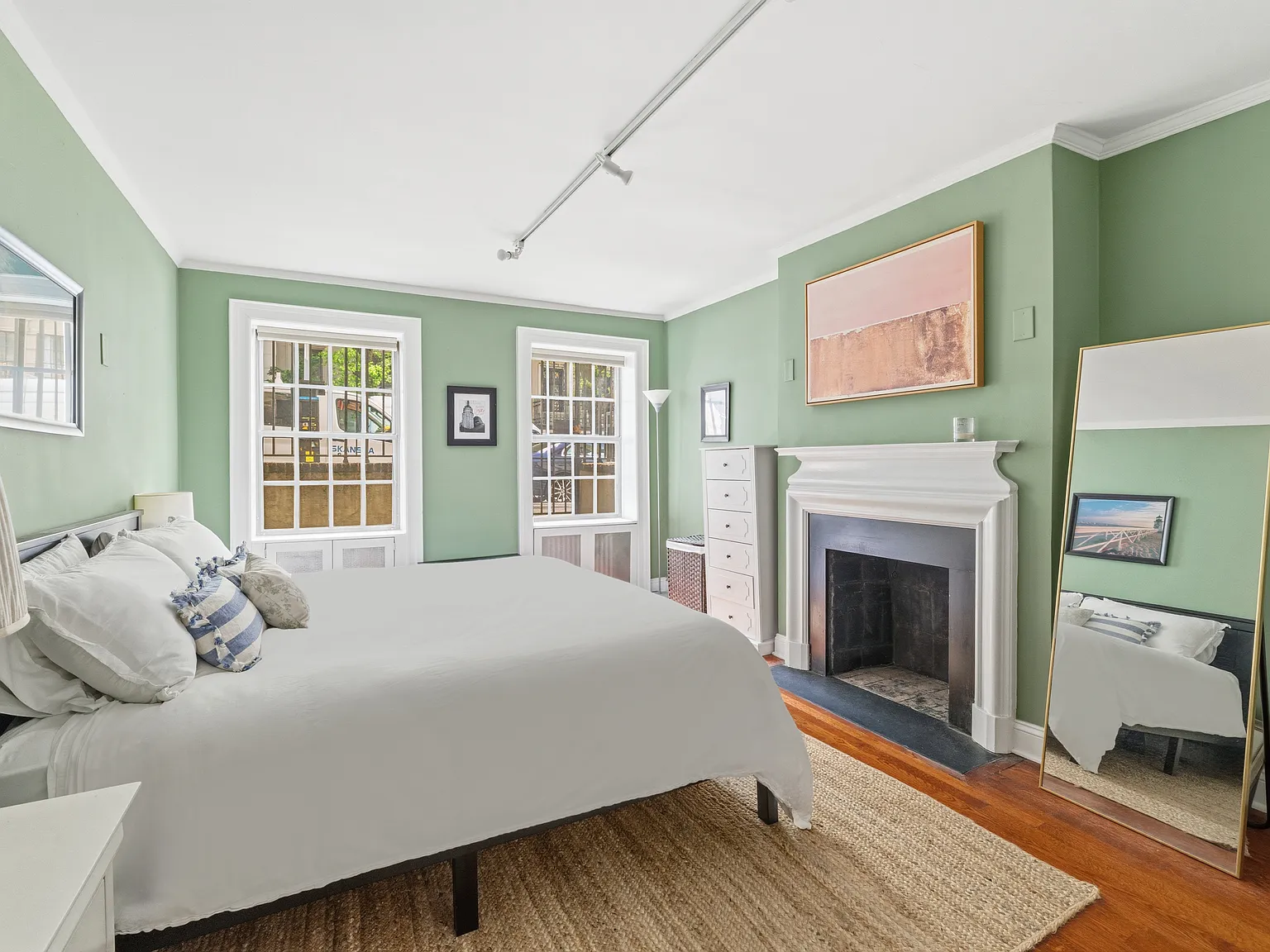 159 East 63rd Street — Photo 3