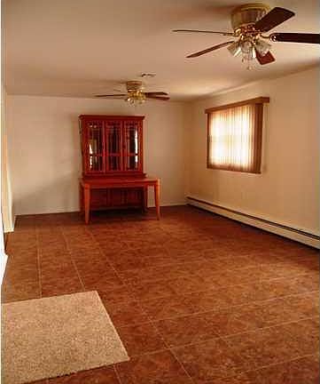 3rd image of 11 Miramar Ct