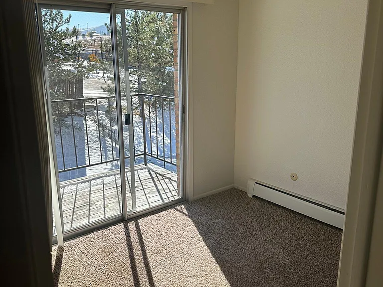 1411 Ulysses St #12 — Photo 8