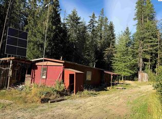 922 Cottonwood Rd, Priest River, ID 83856