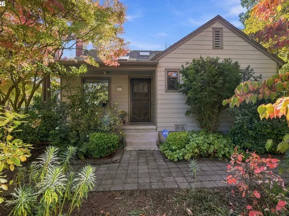 580 Horn Ln, Eugene, OR 97404