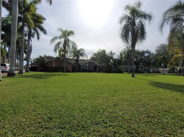 14900 SW 167th St, Miami, FL 33187