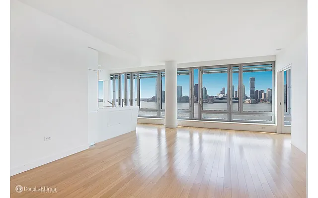 Rented by Douglas Elliman | media 25