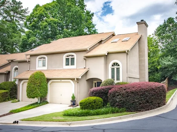 1154 Brookhaven Woods Ct, Atlanta, GA 30319