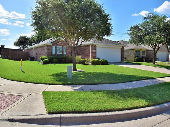 2nd image of 1404 Hill Lockwoods Dr