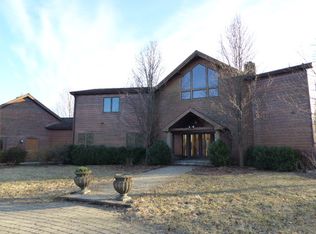 6 Tricia Ln, Barrington, IL