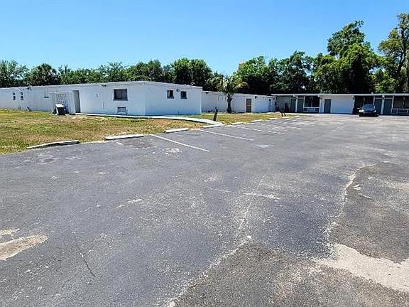 4th image of 421 E Kennedy Blvd