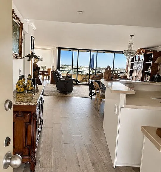 4314 Marina City Dr #1022 — Photo 1