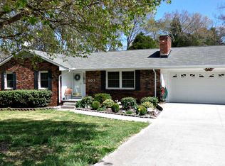 107 Colgate Rd, Oak Ridge, TN 37830