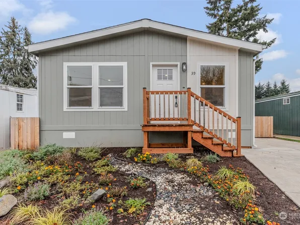 9700 SW Tualatin Road #39, Tualatin, OR 97062