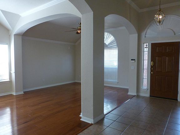 5th image of 4526 Burnhill Dr