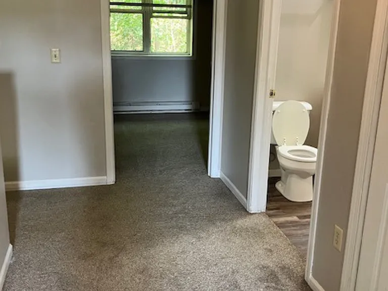 1148 Dutchman Dr — Photo 16