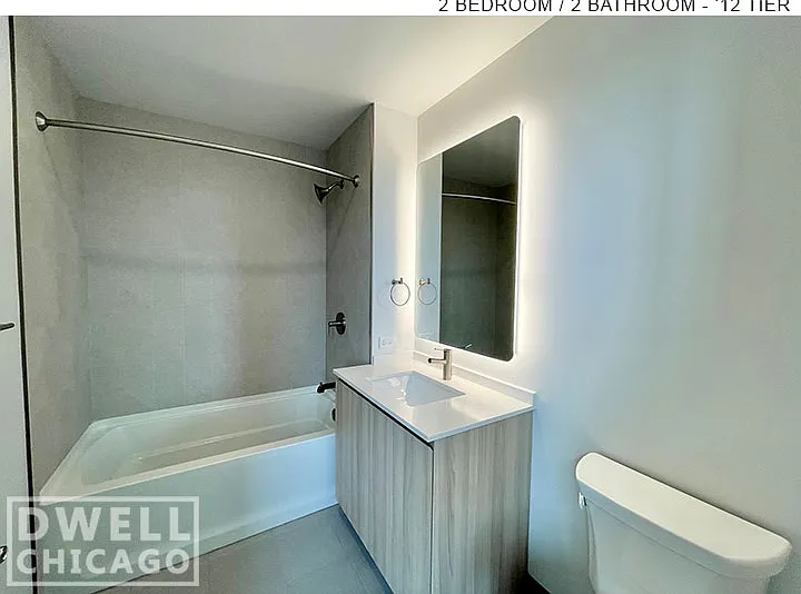 513 S Damen Ave #512 — Photo 32