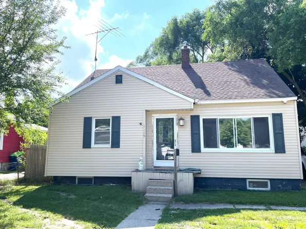 1115 N Henry St, Bay City, MI 48706