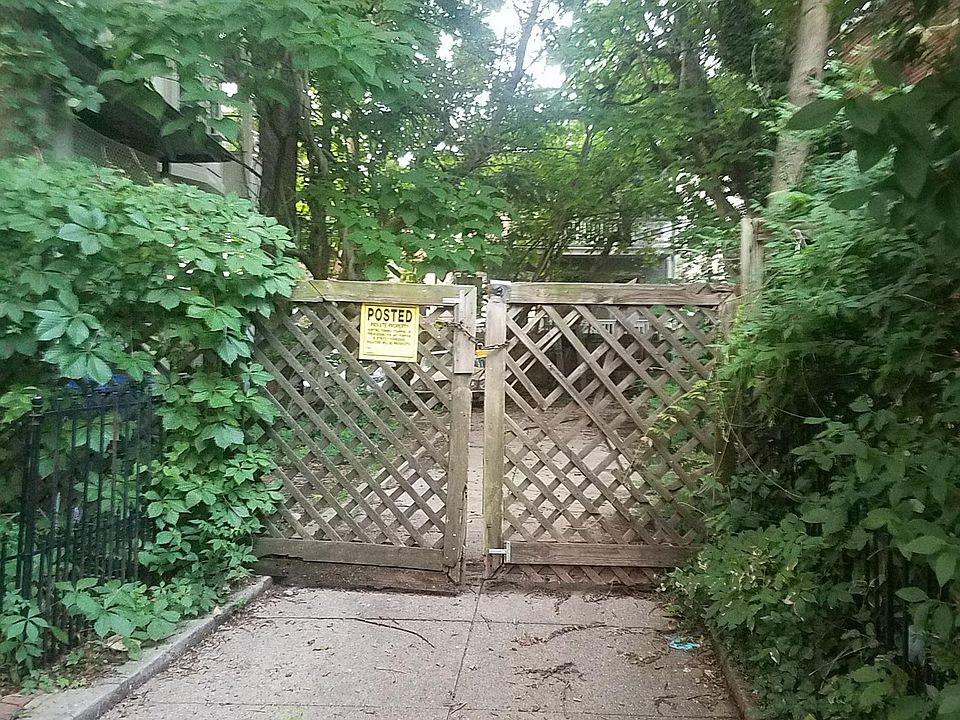 2nd image of 1519 Monroe St NW