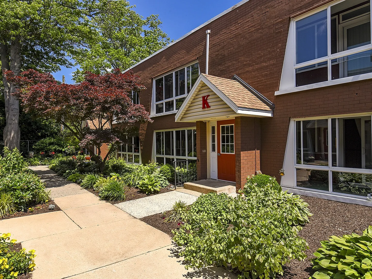 Lansdale Village Apartments — Photo 4