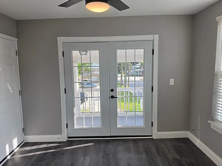 202 Luella Ct — Photo 13